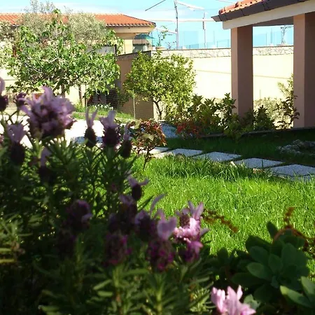 Borgo Marinaro فندق مبيت وإفطار 3*